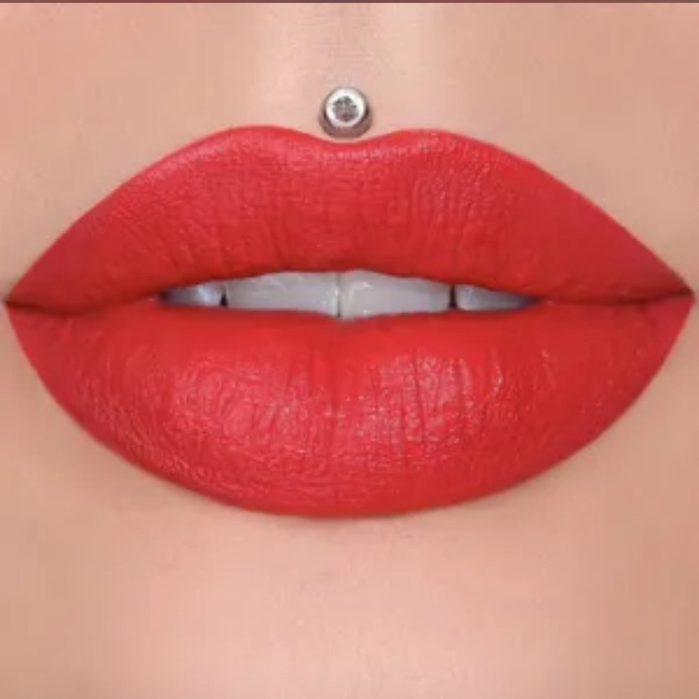 Jeffree Star Cherry Soda lipstick
